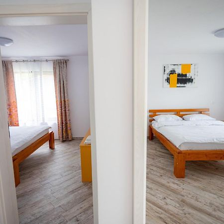 Viila To Villa Bertea Eksteriør billede