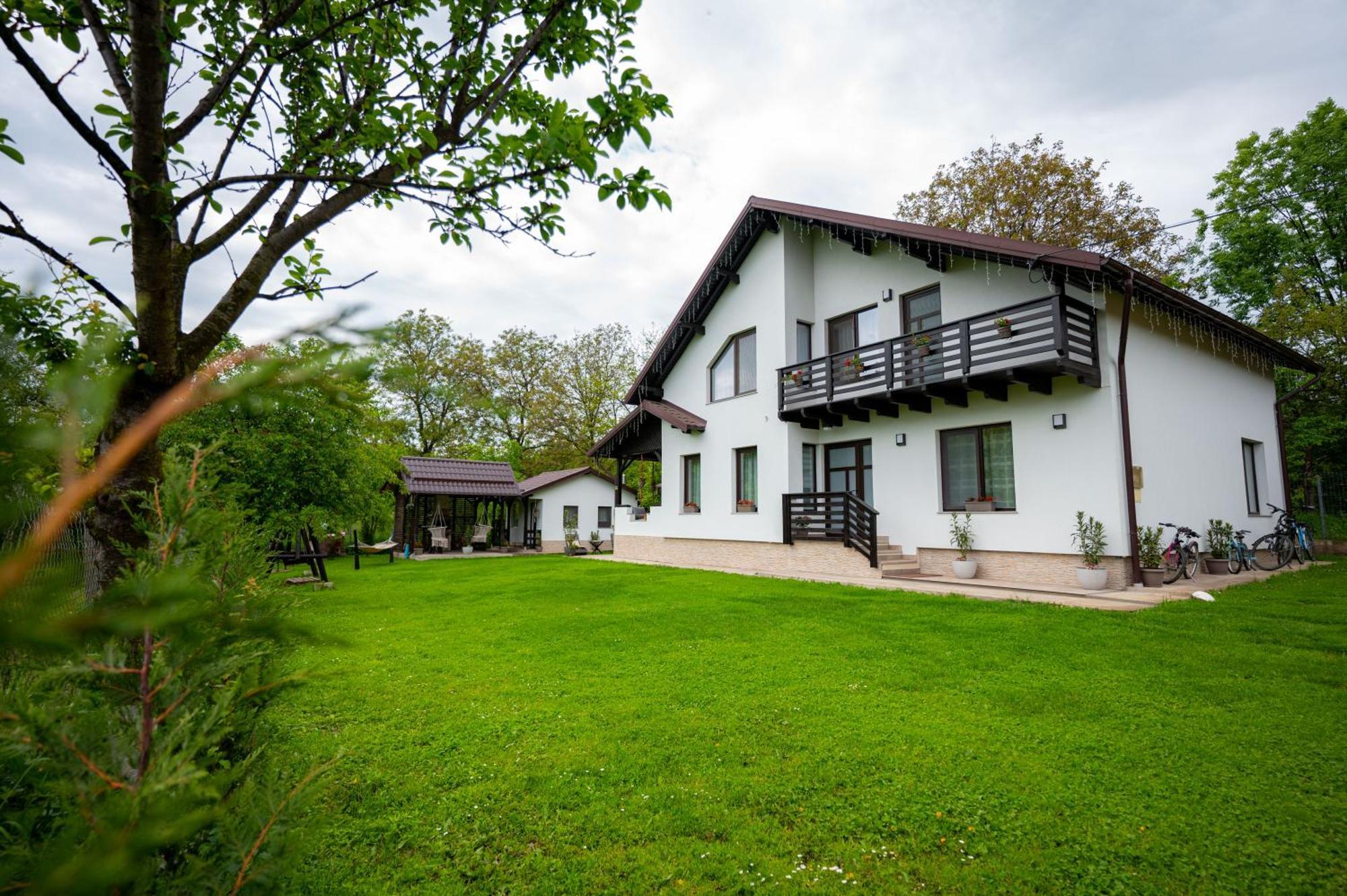 Viila To Villa Bertea Eksteriør billede